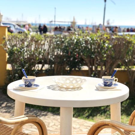 Apartament Amb Jardi A La Platja D'Empuriabrava Esterno foto